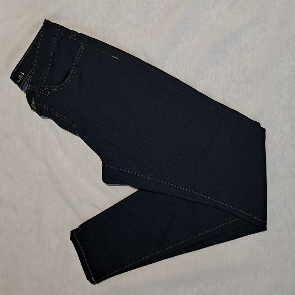 Micheal Kors Izzy Skinny Dark Wash Jeans. Size 4.‎